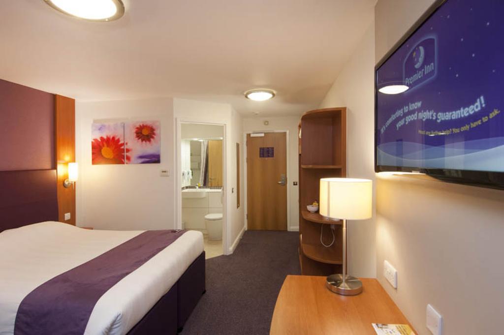 The Bay Horse Hotel Haydock Ngoại thất bức ảnh